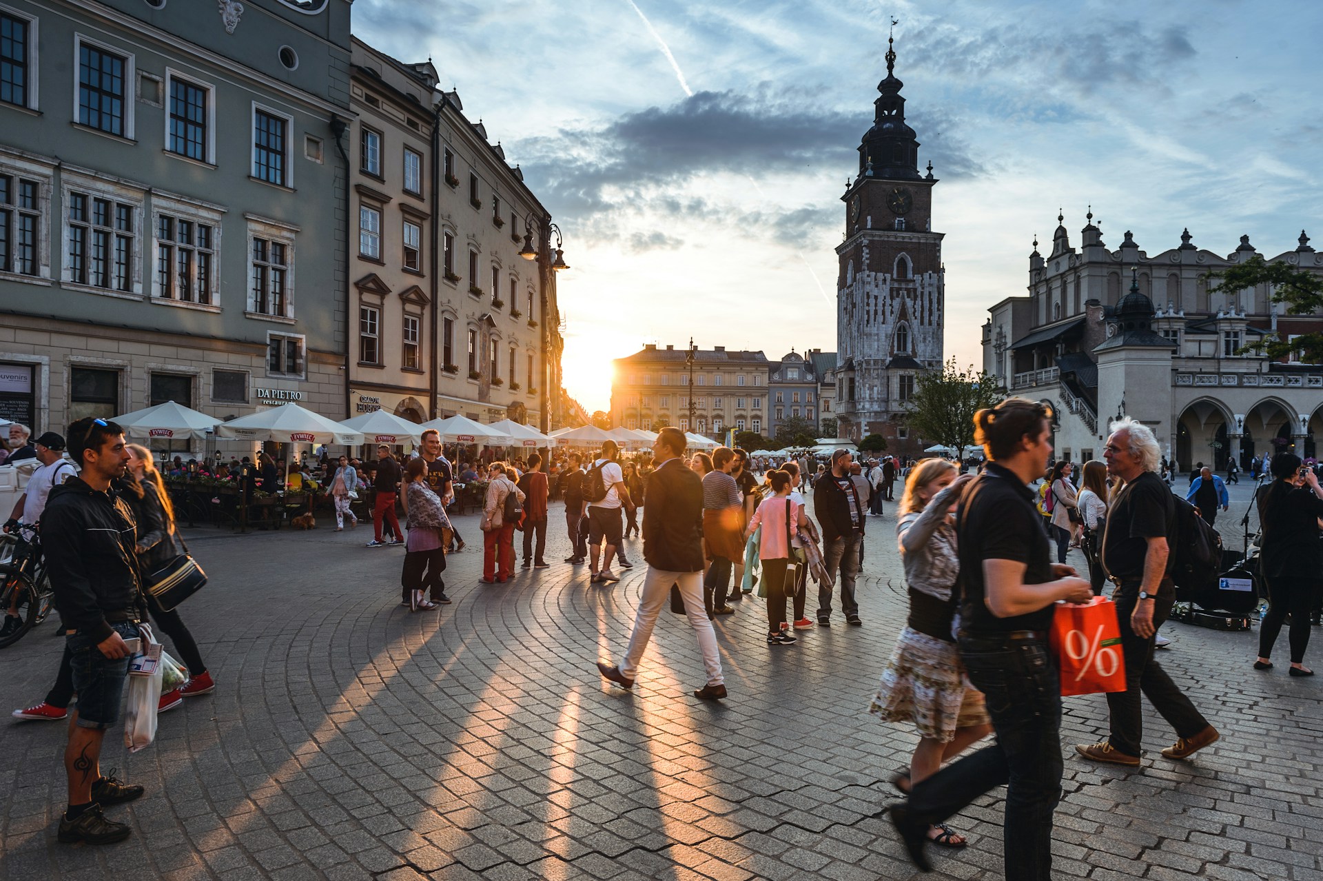 Tourismus Marketing zieht Massen an.